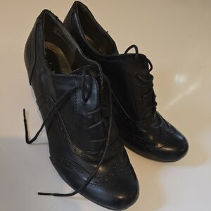 Rialto Black Women's Heeled Brogues